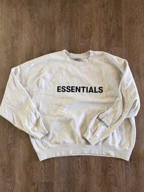 Fear of God Essentials Crewneck